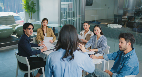 Định giá và cơ cấu giao dịch trong M&A